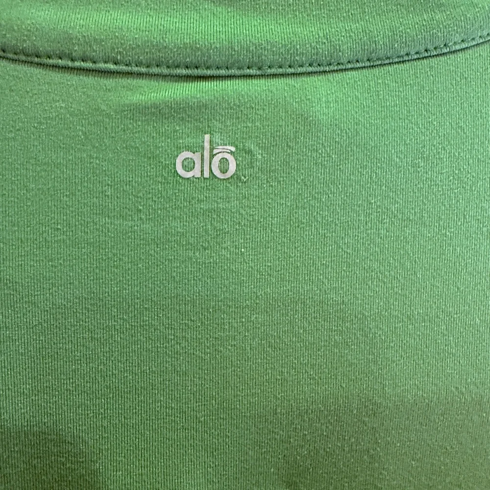 ALO Yoga Women’s Cool Fit Forest Green Quarter-Zip Pullover Sz L